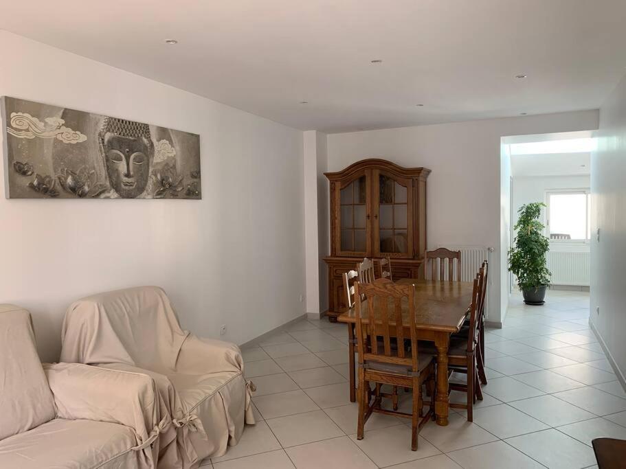 Maison De 1 A 8 Personnes Entierement Renovee Charly-sur-Marne ภายนอก รูปภาพ