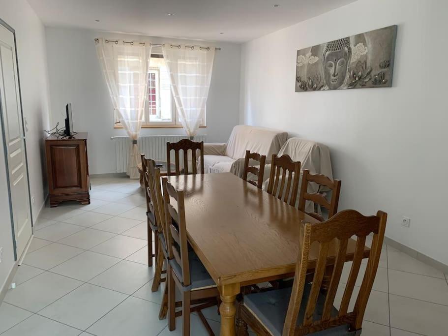 Maison De 1 A 8 Personnes Entierement Renovee Charly-sur-Marne ภายนอก รูปภาพ